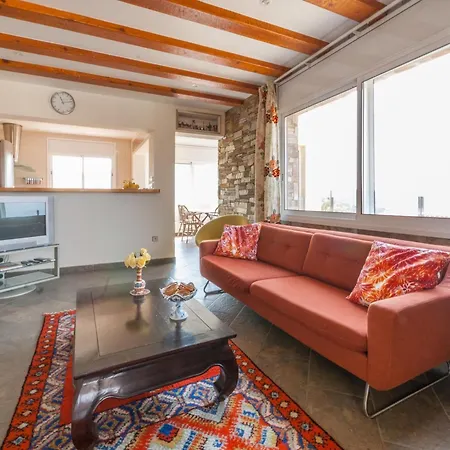 Villa Modern Near Beaches