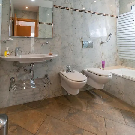 Modern Near Beaches Rosas